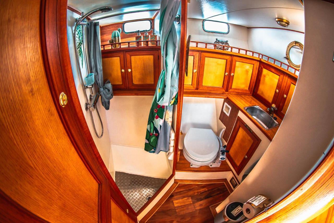 Zeilschip Lucia Hotel Vlissingen Eksteriør billede
